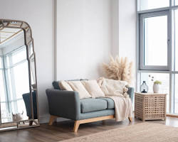 Decorative wall mirrors and standing mirrors for living rooms, bedrooms and hallways – modern and luxury designs.